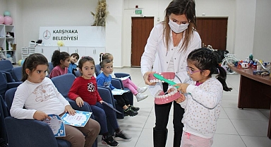 Karşıyaka'da bin 750 çocuk diş taramasından geçirildi