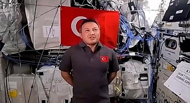 Üniversitesi öğrencileri sordu, Alper Gezeravcı Uluslararası Uzay İstasyonu’ndan cevapladı
