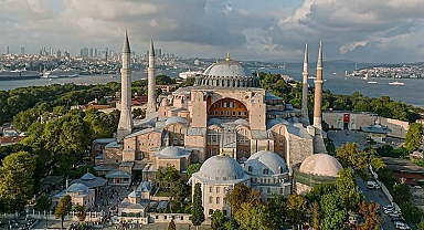 Yabancı turistler için 'Ayasofya' kararı... Bakan Ersoy duyurmuştu: 15 Ocak'ta başlıyor