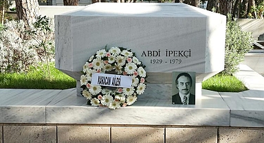 Abdi İpekçi ölümünün 45.yılında İstanbul'da mezarı başında anıldı