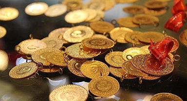 Altın 2 bin dolar seviyesinin üzerinde... Kapalıçarşı'da gram altın fiyatı ne kadar oldu?