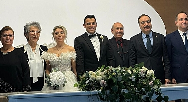 AVUKAT MURAD İDİKURT İLE MESLEKTAŞI TUĞÇE HASÖZHAN MUTLULUĞA EVET DEDİ:'SİYASET DÜNYASINI BULUŞTURAN NİKAH'