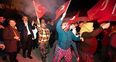 Başkan Adayı Kırgöz: Aydınlanma meşalesini Dikilimiz'e yayacağız