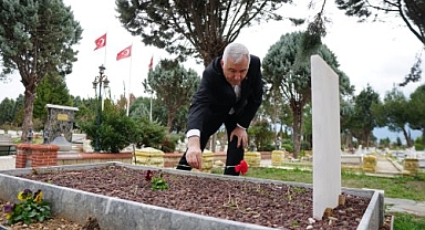 Başkan Adayı Mehmet Türkmen eski başkanları unutmadı