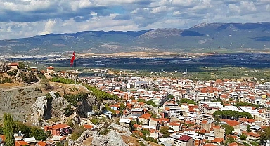 Başkan Adayı Türkmen'e eşine ait kaçak depo soruşturması!