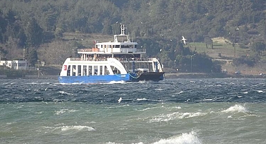 Çanakkale'de deniz ulaşımına fırtına engeli