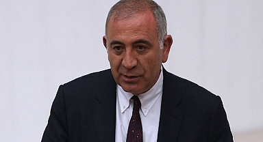 Gürsel Tekin'den Şok İstifa: CHP'de Değişim Rüzgarları Esenyurt'u Sallıyor!