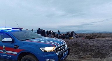 İzmir Jandarma Operasyonu: Bin 383 Düzensiz Göçmen Yakalandı, 25 Organizatör Tutuklandı!