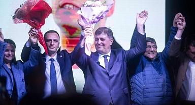 Miting gibi buluşmada CHP'li adaylardan gövde gösterisi