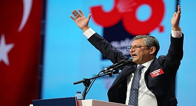 Özgür Özel'den Olağanüstü Kurultay Açıklaması: '1 Nisan'ı Bekleyenler Çok Beklerler'