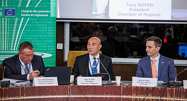 Tunç Soyer Avrupa Konseyi toplantıları için Paris'te