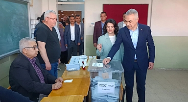 Aydın Büyükşehir Cumhur İttifakı Adayı Mustafa Savaş oyunu kullandı