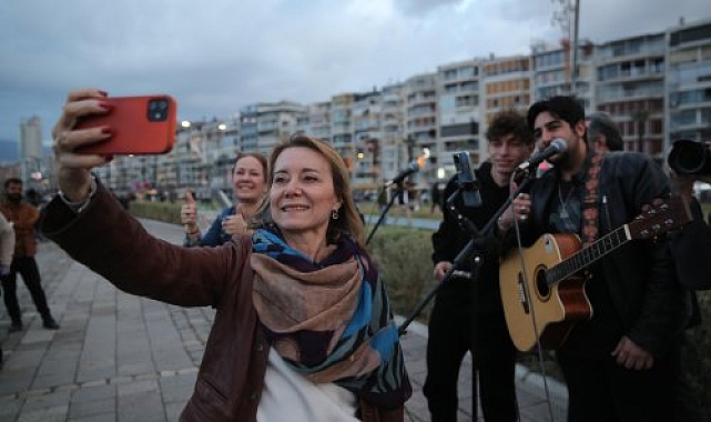 Başkan Adayı Mutlu: Konak'a bütün birikimimle hizmet etmeye geliyorum!