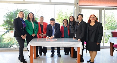 Başkan Adayı Önal, ‘Eşitlik Politika Belgesini’ imzaladı