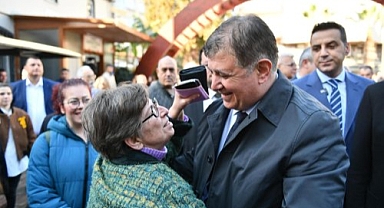Başkan adayı Tugay: Karanlığınıza kurban verecek tek bir kadınımız yok