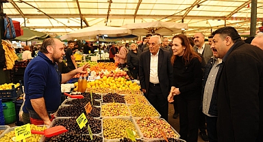Başkan adayı Ünsal: Karşıyaka'yı sokaktan yöneteceğiz