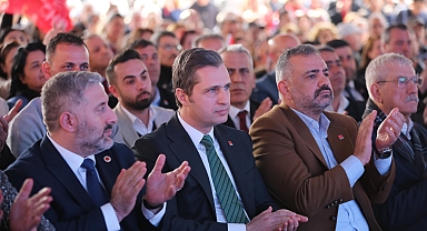 CHP'li Deniz Yücel: