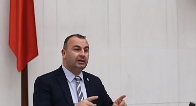 CHP’Lİ EDNAN ARSLAN: “İZMİR’E KANSER VAAT EDEN TAKİYE SİYASETİ GEREKEN DERSİ ALACAK”