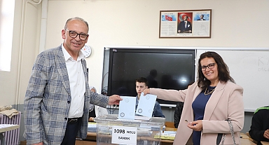 CHP Turgutlu Adayı Çetin Akın oyunu kullandı