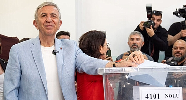 MANSUR YAVAŞ OYUNU KULLANDI: