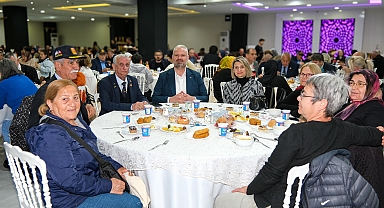 Menemen'de ilk iftar Şehit aileleri ve gazilerle