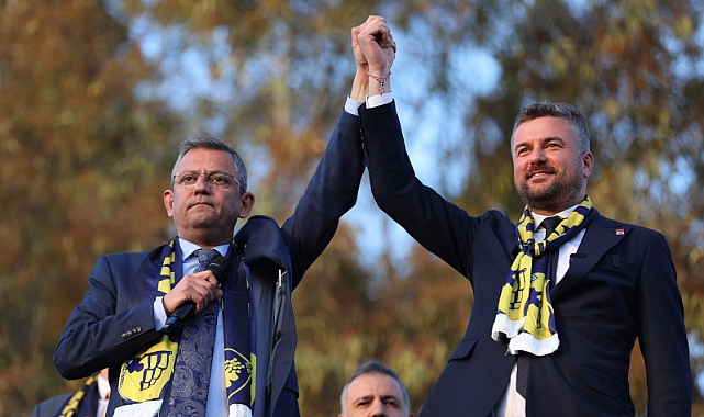 Özgür Özel Buca'da Net Duruşunu Sergiledi: Partinin kapısından içeri sokmam!