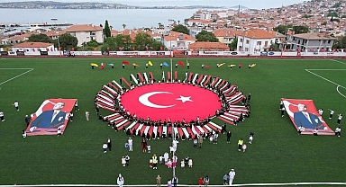Ayvalık'ta miniklerin 23 Nisan heyecanı !