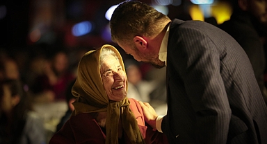 Başkan Duman iftar ve sahurda hemşehrileriyle buluştu