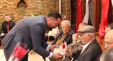 Başkan Turan Köy Enstitüleri mezunlarıyla bir araya geldi