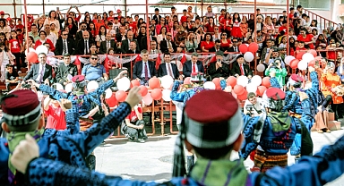 Bayraklı’da minik başkanlar icraatlarını açıkladı