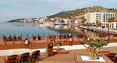 Çeşme'de oteller bayram tatiline yüzde 100 dolulukla giriyor