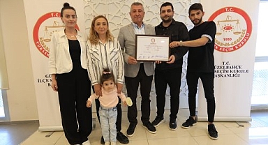 Güzelbahçe’de Mazbata krizi tatlıya bağlandı