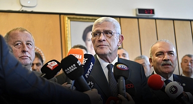 İYİ Parti Genel Başkanı Müsavat Dervişoğlu mazbatasını aldı