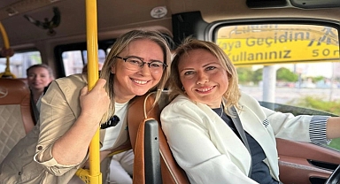 Kadın minibüs şoförü direksiyonda, vekil Çankırı muavin koltuğunda