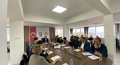 KARABURUN’DA İLK MECLİS’TE FAALİYET RAPORU’NA KABUL