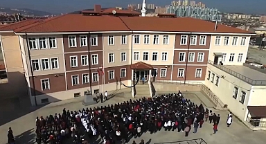 Müdür Can, İddia Edildiği Gibi Kollanıyor Mu?