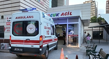 Öğrenciler yemekten zehirlenerek hastaneye kaldırıldı!