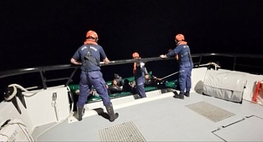 Seferihisar ve Dikili açıklarında 5'i çocuk 59 göçmen yakalandı