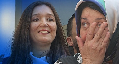 Şehzadeler Belediye Başkanı Gülşah Durbay’ın annesinden gurur gözyaşları