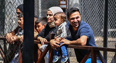 TARSUS DOĞA PARKI VE GENÇLİK KAMPI, BAYRAMDA ZİYARETÇİ AKININA UĞRADI