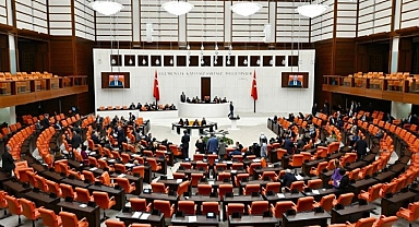 TBMM'de Anayasa Mesaisi Başlıyor | Gündemde Neler Var?