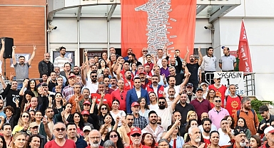 1 Mayıs Çiğli'de coşkuyla kutlandı!