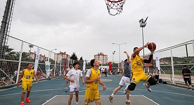 Basketbol heyecanı Gaziemir'de yaşandı | 3x3 Streetball Turnuvası tamamlandı