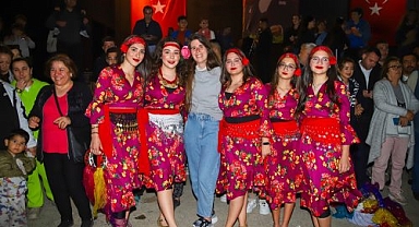 Çeşme'de Hıdırellez coşkuyla kutlandı
