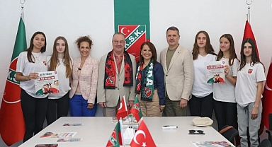Karşıyaka Belediyesi'nden HPV aşı kampanyası!