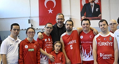 Muharrem Kasapoğlu'ndan 19 Mayıs Mesajı