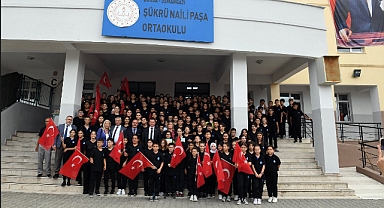 Başkan Aydın, Bursa’nın kurtuluşunu öğrencilerle kutladı