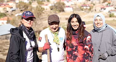 CHP Kayseri İl Başkan Yardımcısı Esra Tuğçe Şahin’den Arslantaş Köyü’nde Yeşil Bir Adım