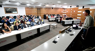 Bornova Belediyesi’nde Ana Arı Yetiştiriciliği Eğitimi başladı