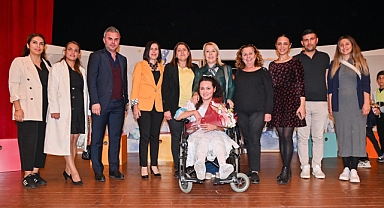MANAVGAT BELEDİYESİ KENT TİYATROSU'NDAN